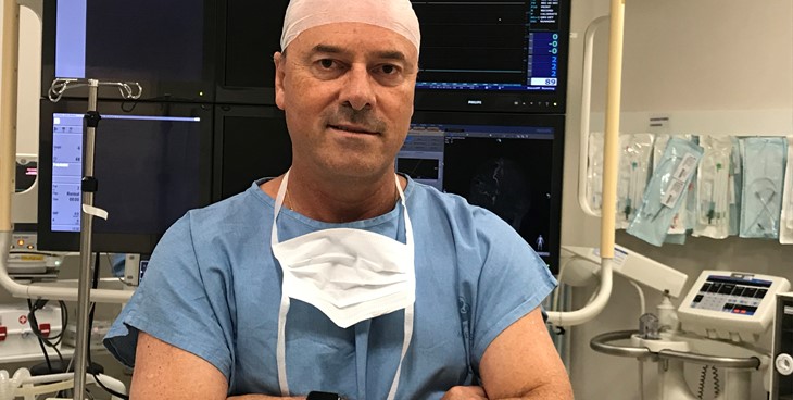 EQUIPE DE CIRURGIA ENDOVASCULAR REALIZA PROCEDIMENTO INÉDITO NA AMÉRICA LATINA