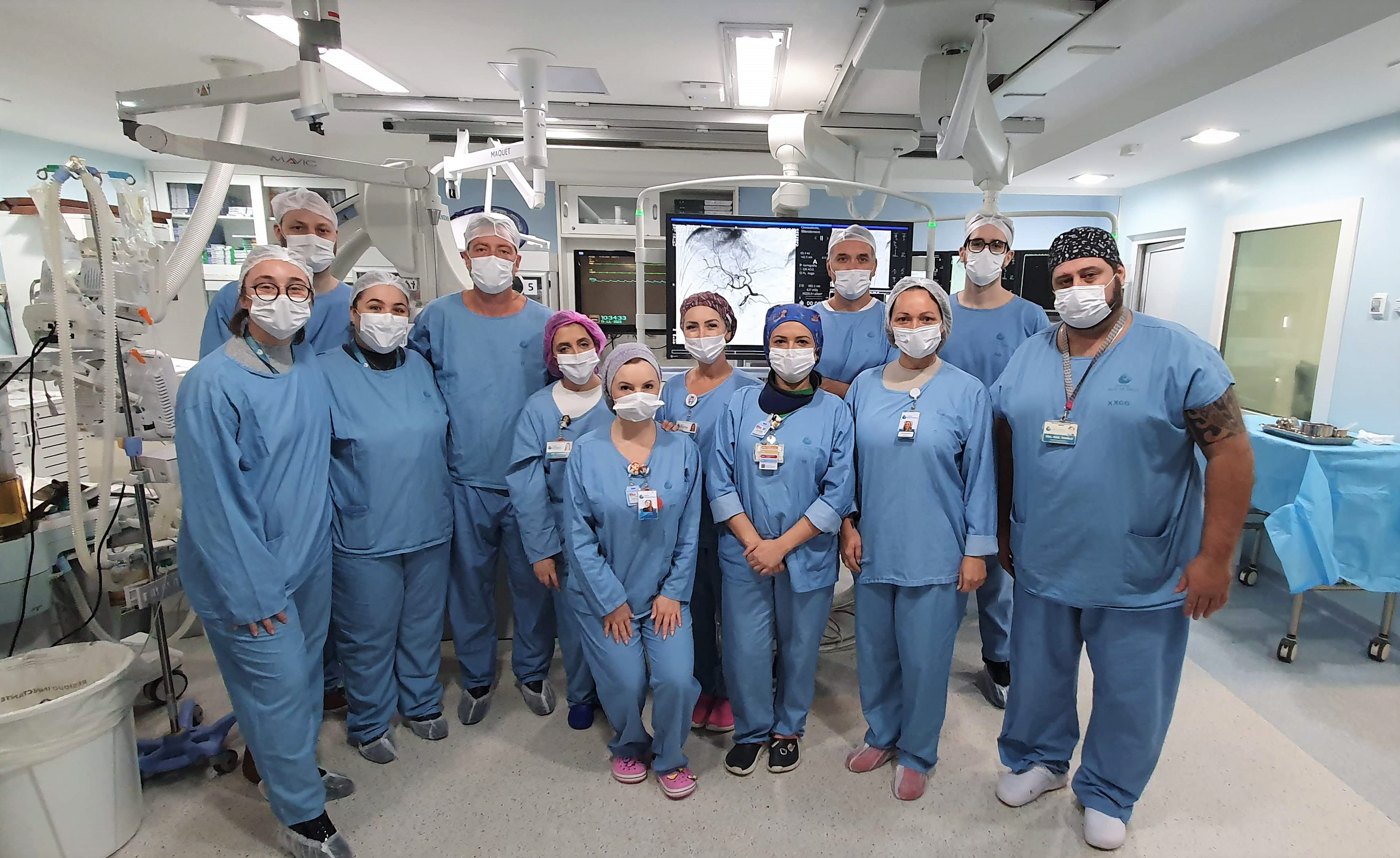 Hospital Mãe de Deus realiza treinamento sobre quimioterapia intra-arterial hepática